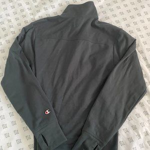 Men champion sweater small